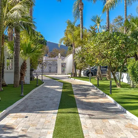 Vila Frontline El Martinete With Picasso Pool *