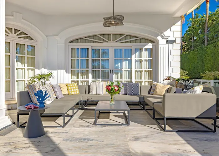 Frontline El Martinete With Picasso Pool *