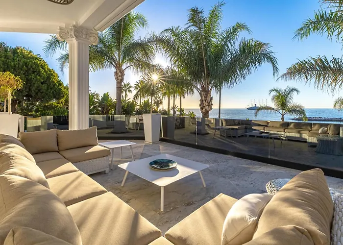 Frontline El Martinete With Picasso Pool *