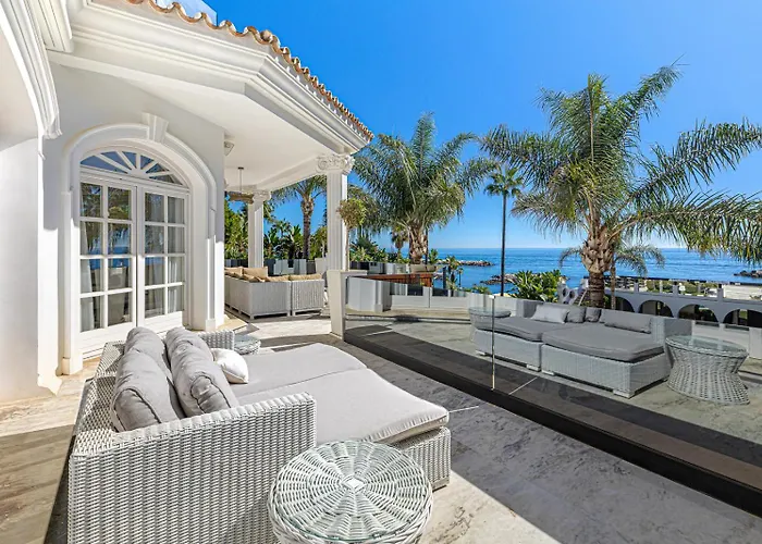 Willa Frontline El Martinete With Picasso Pool