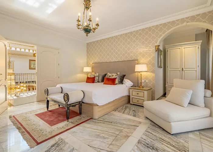 Willa Frontline El Martinete With Picasso Pool Marbella