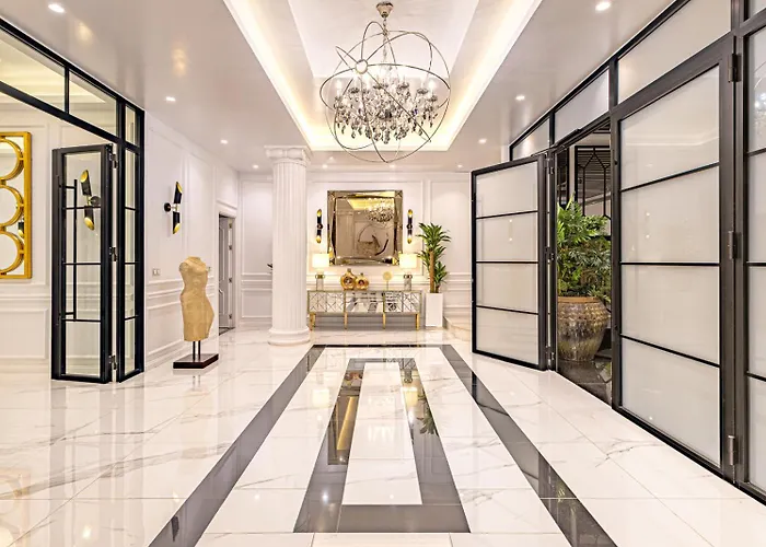 Frontline El Martinete With Picasso Pool فيلة *