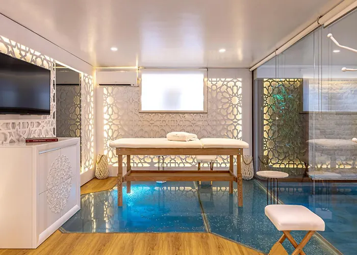 Willa Frontline El Martinete With Picasso Pool *