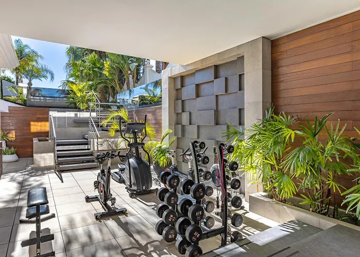 Frontline El Martinete With Picasso Pool *