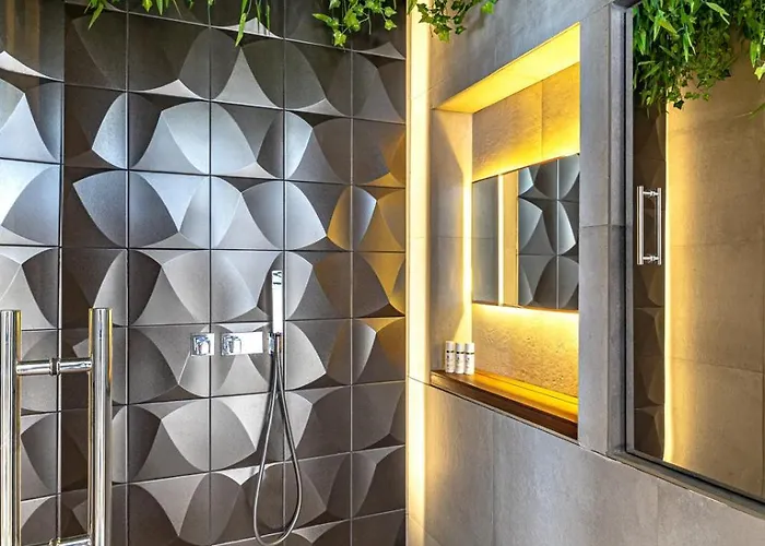 Frontline El Martinete With Picasso Pool