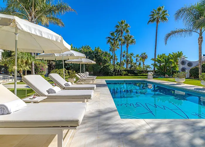 Frontline El Martinete With Picasso Pool *