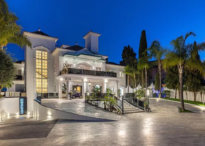 Frontline El Martinete With Picasso Pool Marbella