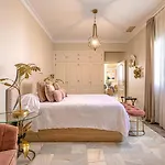 Frontline El Martinete With Picasso Pool Marbella