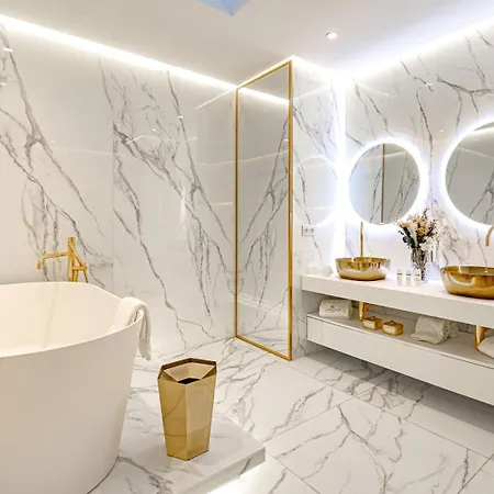 Villa Frontline El Martinete With Picasso Pool Marbella