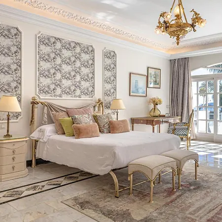 Villa Frontline El Martinete With Picasso Pool Marbella