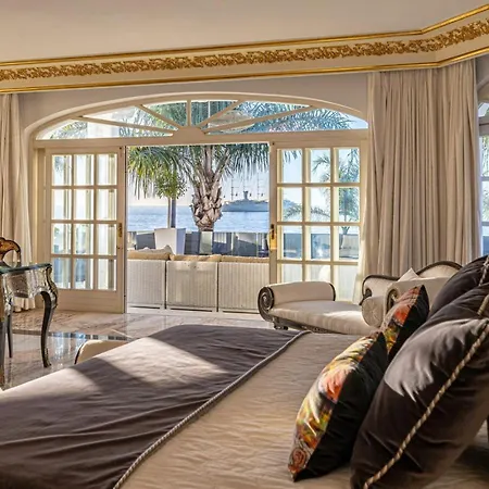 El Martinete Beachfront With Picasso Pool