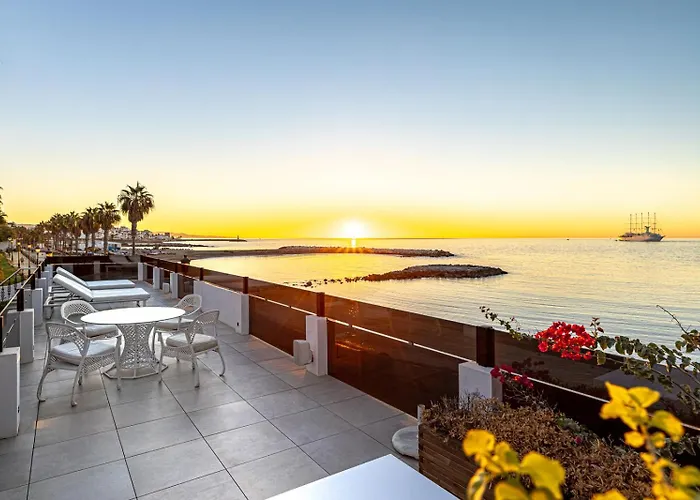 Villa Frontline El Martinete With Picasso Pool Marbella